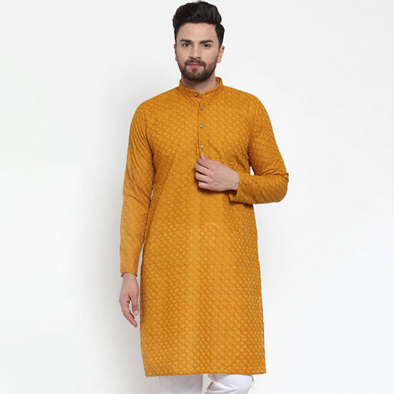 https://www.goldensgrove.in/products/men-yellow-printed-straight-kurta
