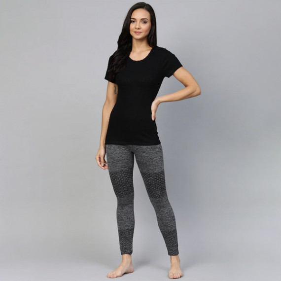 https://www.goldensgrove.in/products/women-pack-of-2-self-striped-thermal-tops