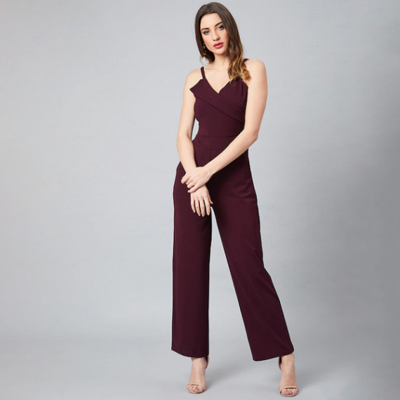https://www.goldensgrove.in/products/women-burgundy-solid-basic-jumpsuit