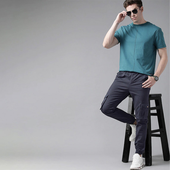 https://www.goldensgrove.in/products/men-navy-blue-solid-mid-rise-woven-pure-cotten-cargo-trousers