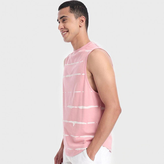 https://www.goldensgrove.in/products/men-pink-tie-dye-oversized-vest