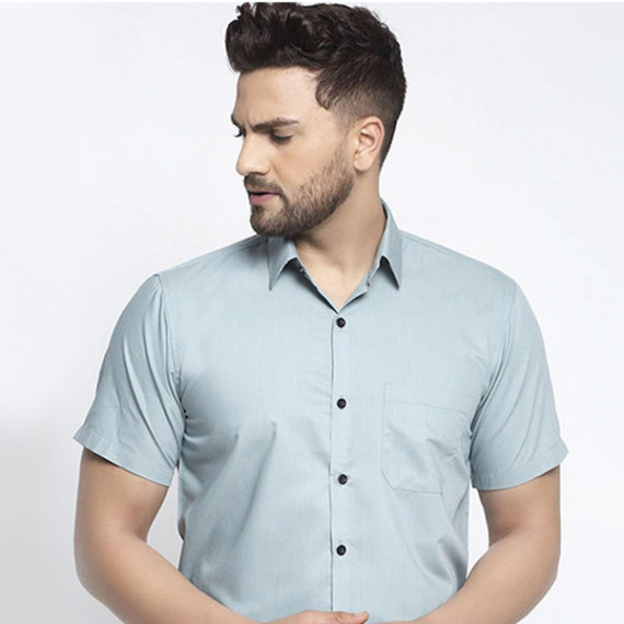 https://www.goldensgrove.in/products/men-sea-green-regular-fit-solid-casual-shirt