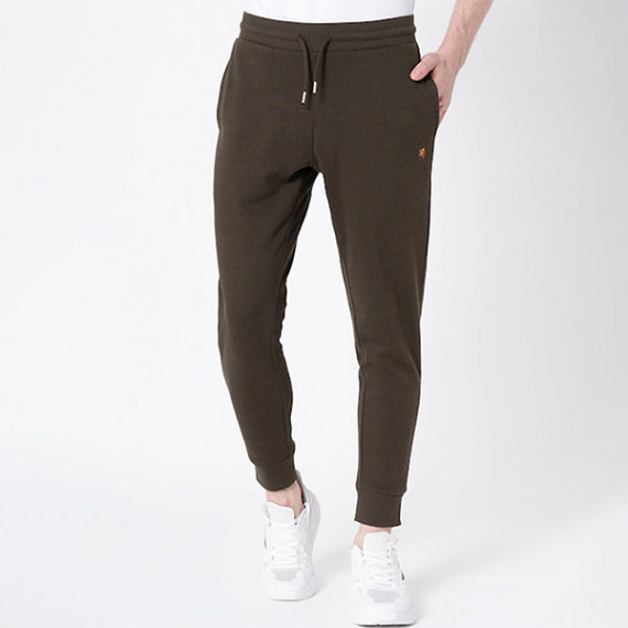 https://www.goldensgrove.in/products/men-olive-solid-joggers