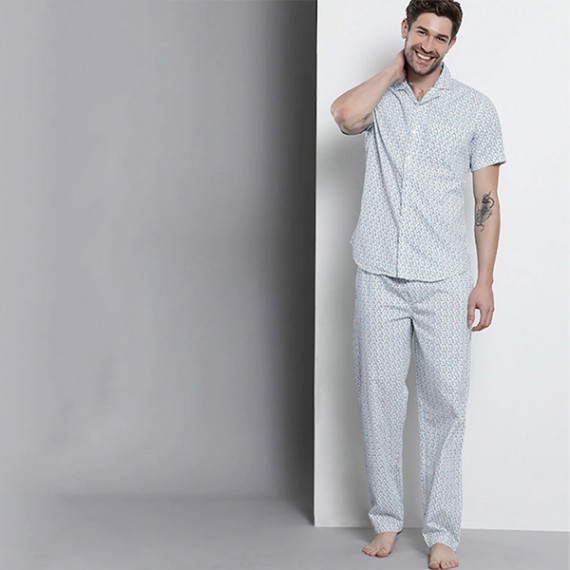 https://www.goldensgrove.in/products/men-white-printed-pure-cotton-night-suit