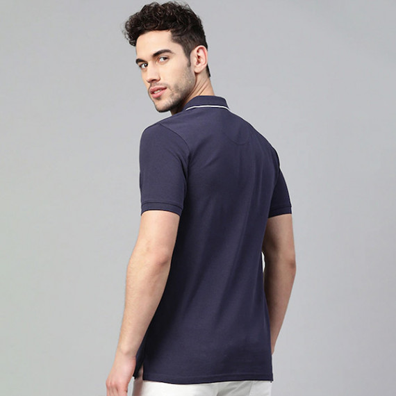 https://www.goldensgrove.in/products/men-navy-blue-solid-polo-collar-t-shirt