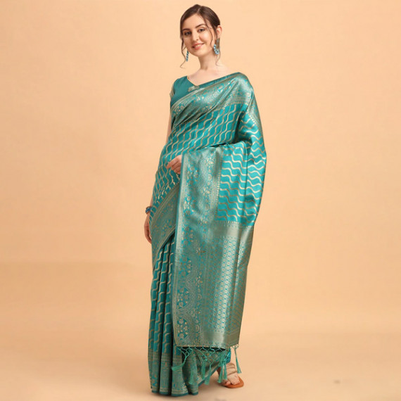 https://www.goldensgrove.in/products/green-gold-toned-silk-blend-fusion-leheriya-saree